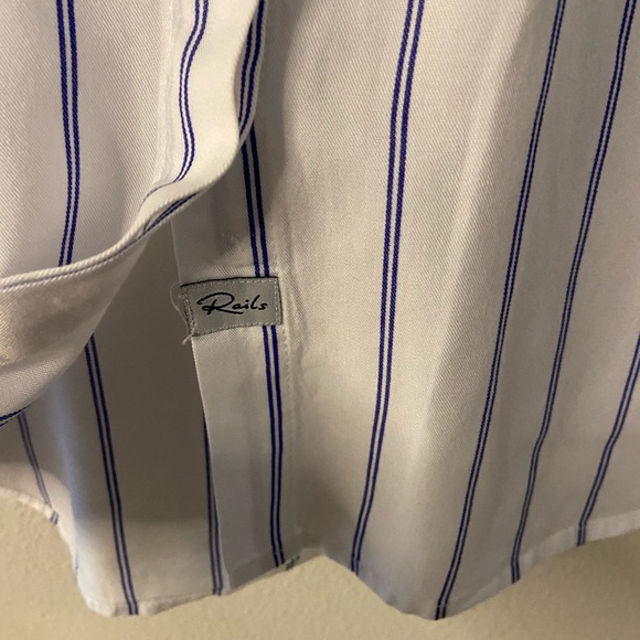 Rails: Hayden Button Down Shirt (White&Blue) - Picture 11 of 14